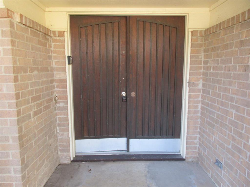 302 Cardinal Creek Drive