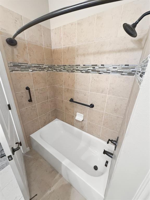 298 Tulip Way 55