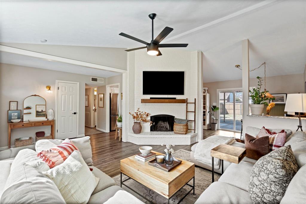 1323 Springview Drive