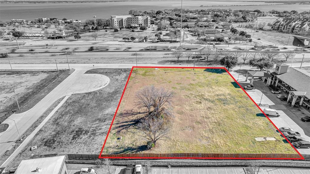 1625 E Interstate 30