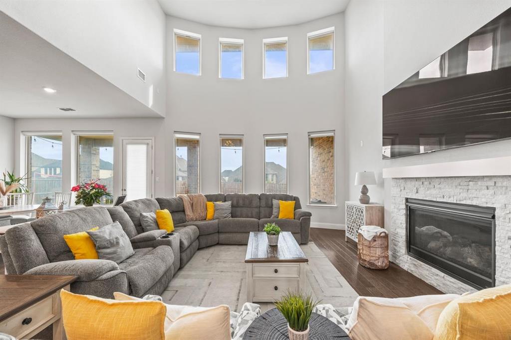 1510 Chisholm Trail