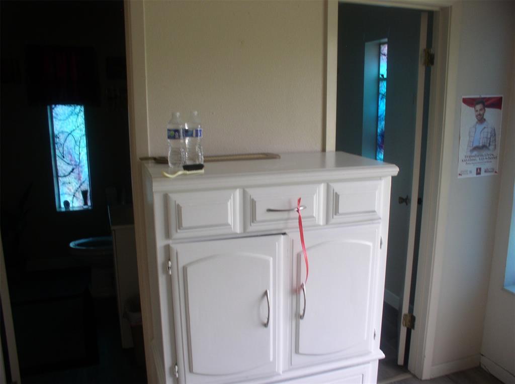 C0000 - Commercial Sale