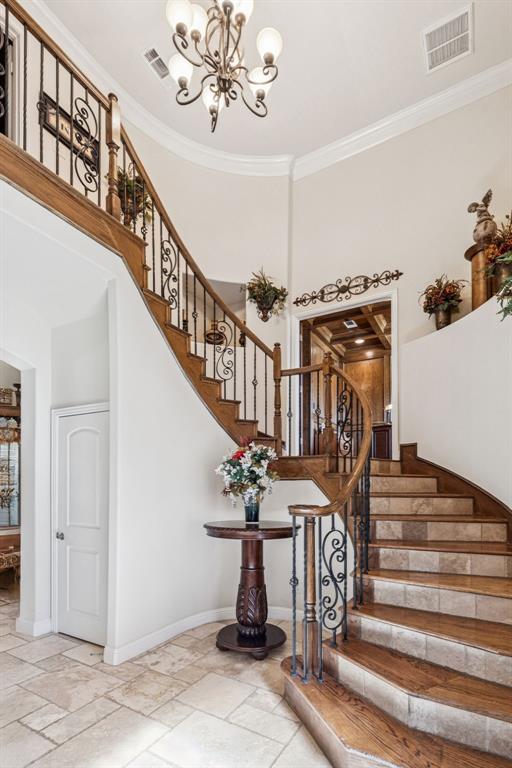 2221 Southern Oaks Drive