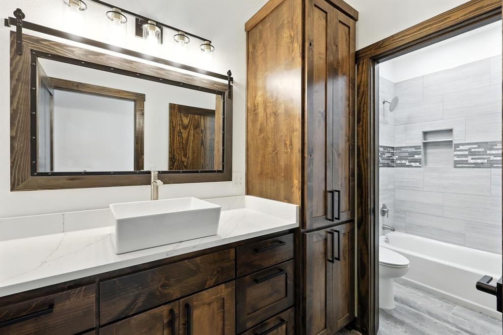 Club Lake Ranch - Residential