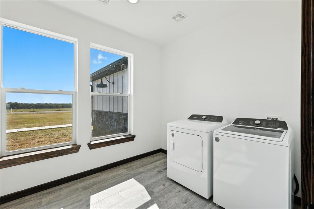 Club Lake Ranch - Residential