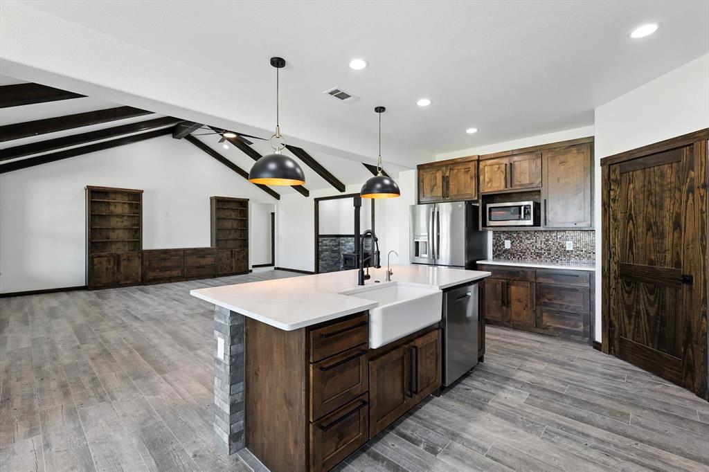 Club Lake Ranch - Residential