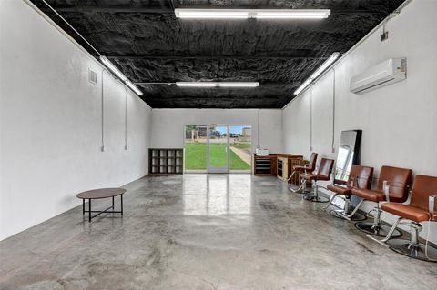 1555 Woodmere Trail 104 Granbury TX 76048