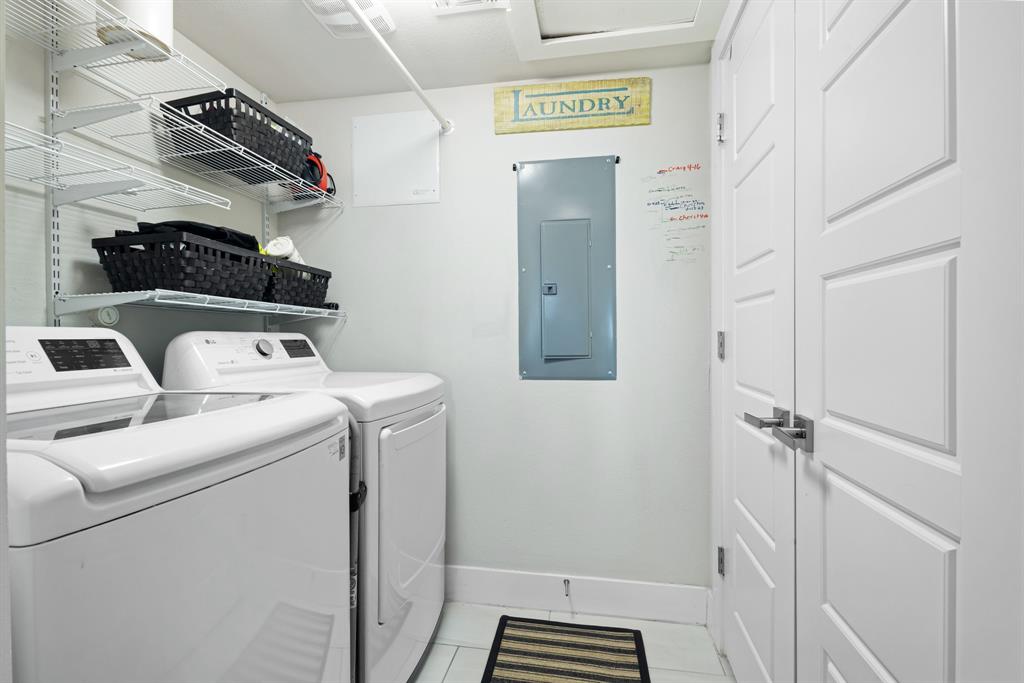 Lewisville Awesome Condo - Residential