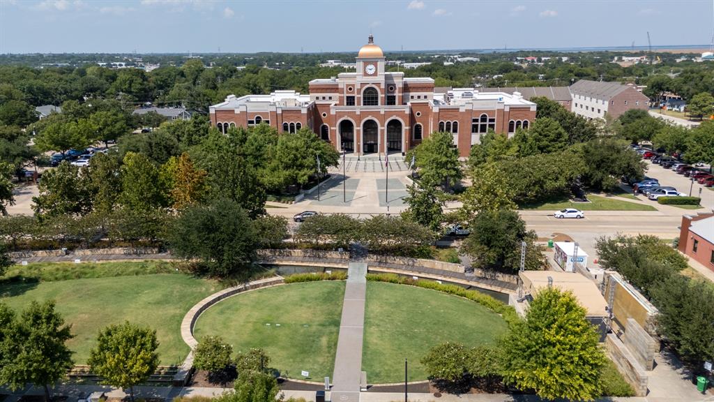 Lewisville Awesome Condo - Residential