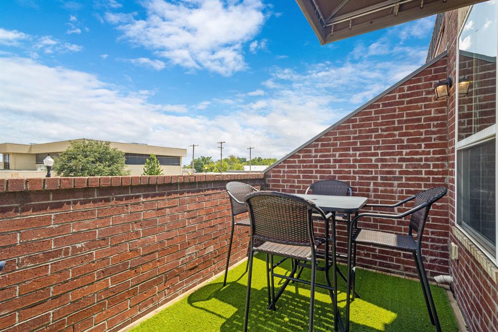 Lewisville Awesome Condo - Residential