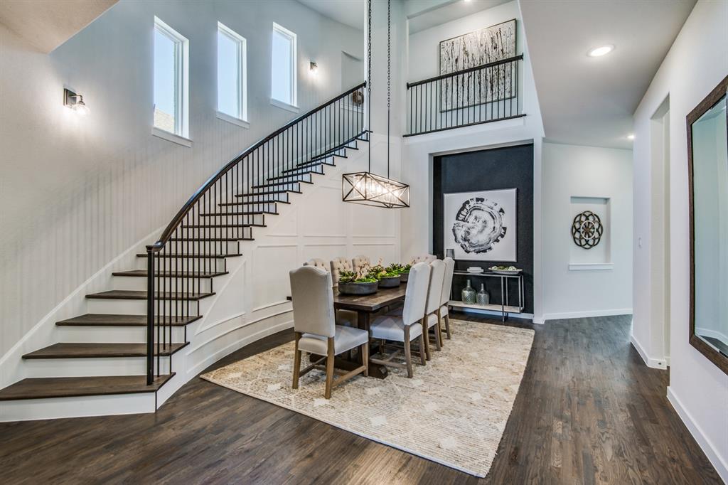 207 Oak Crest Drive