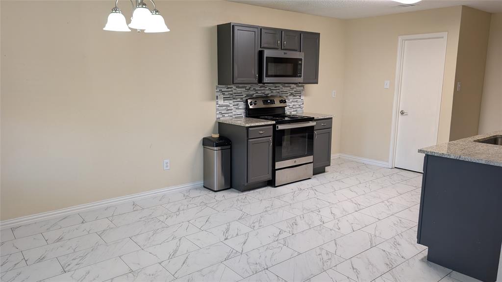 Newport Harbor Add Ph III - Residential Lease