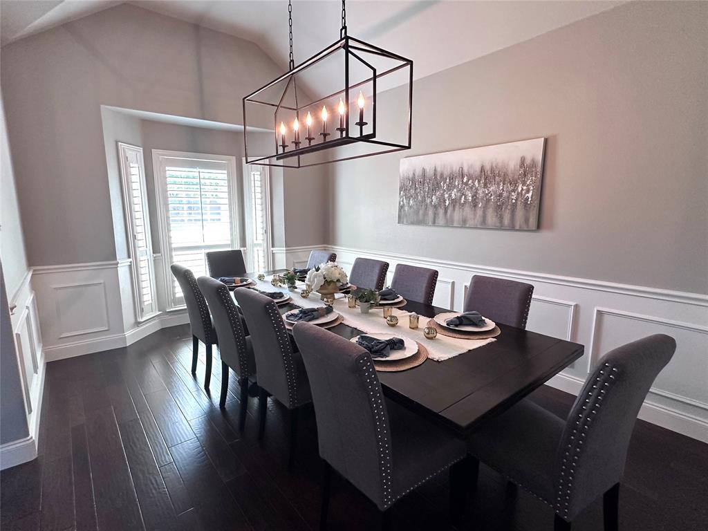 504 Oak Forest Court