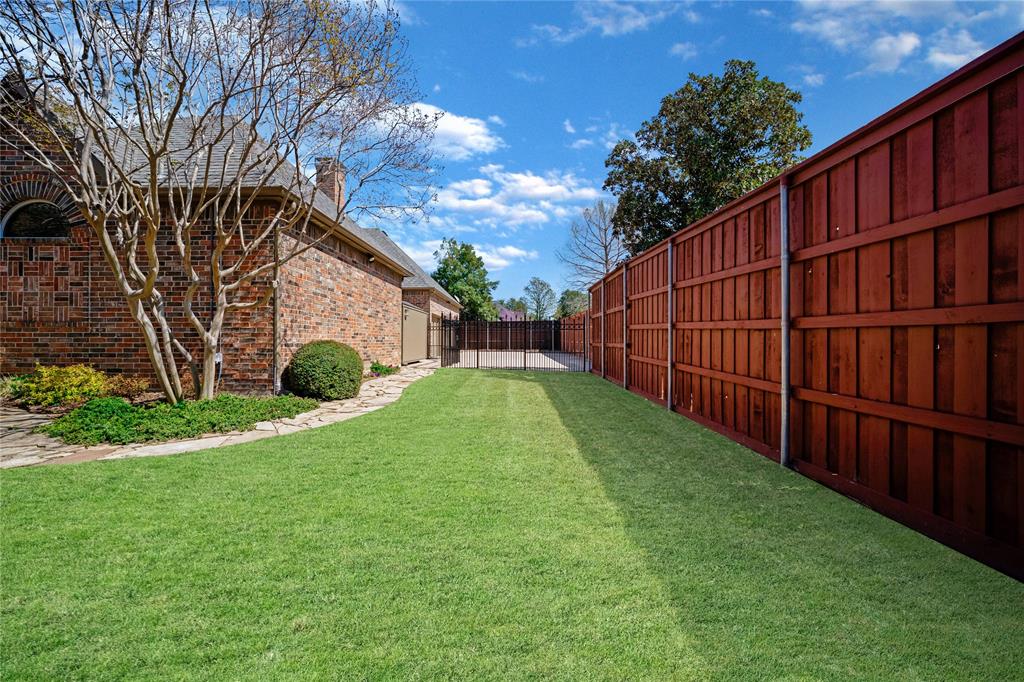 Estate Of Cambridge Manor - Residential