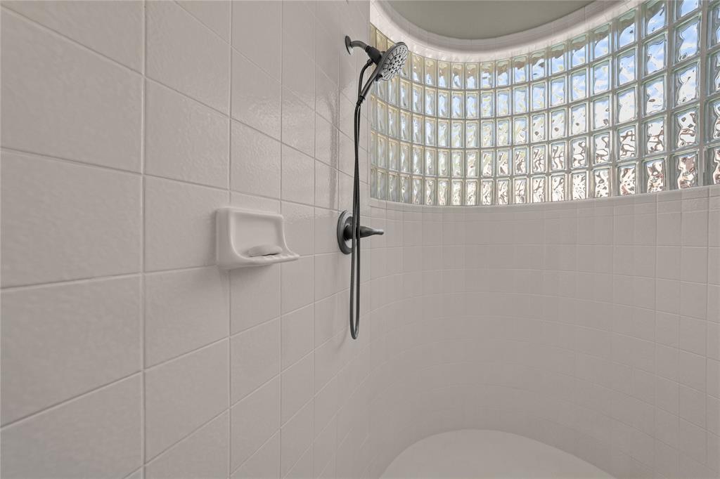 Estate Of Cambridge Manor - Residential