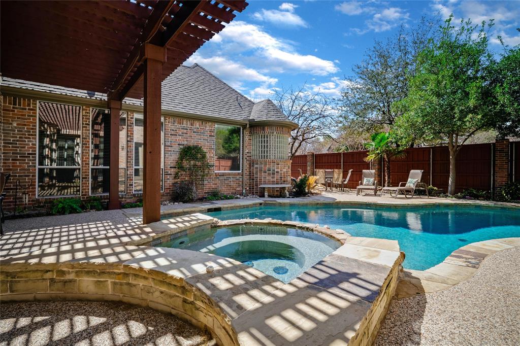 Estate Of Cambridge Manor - Residential