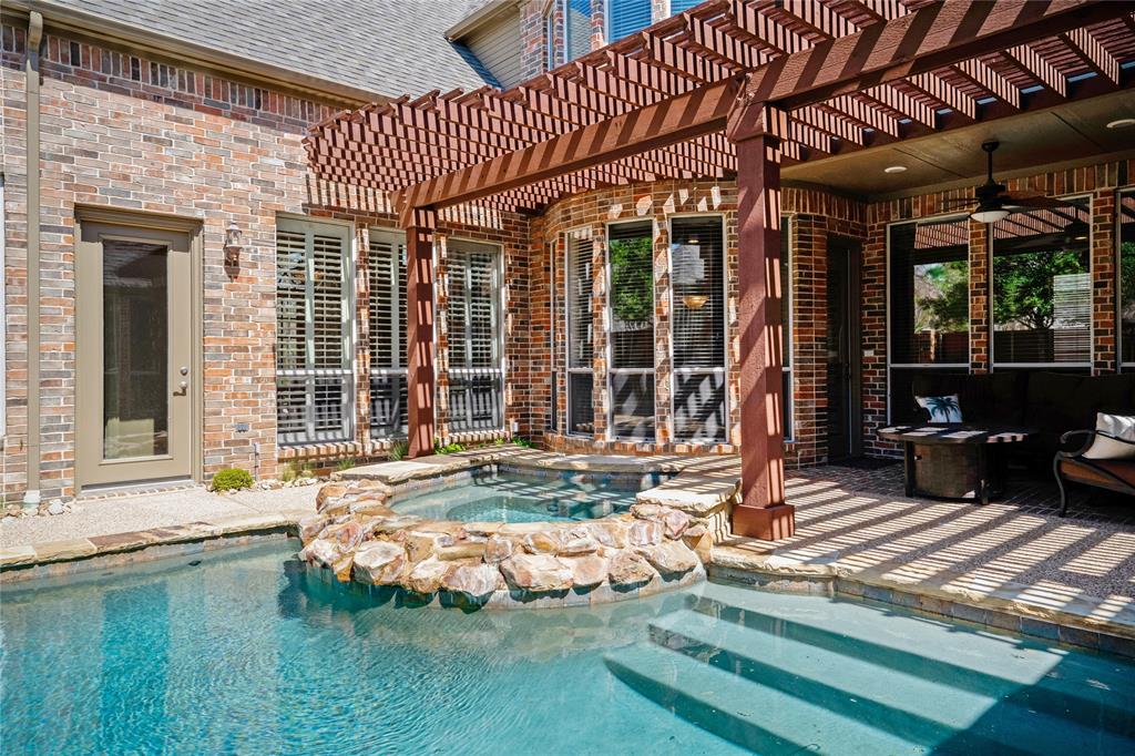 Estate Of Cambridge Manor - Residential