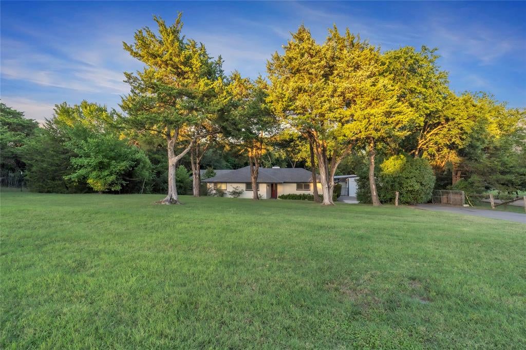 2010 Clearview Drive
