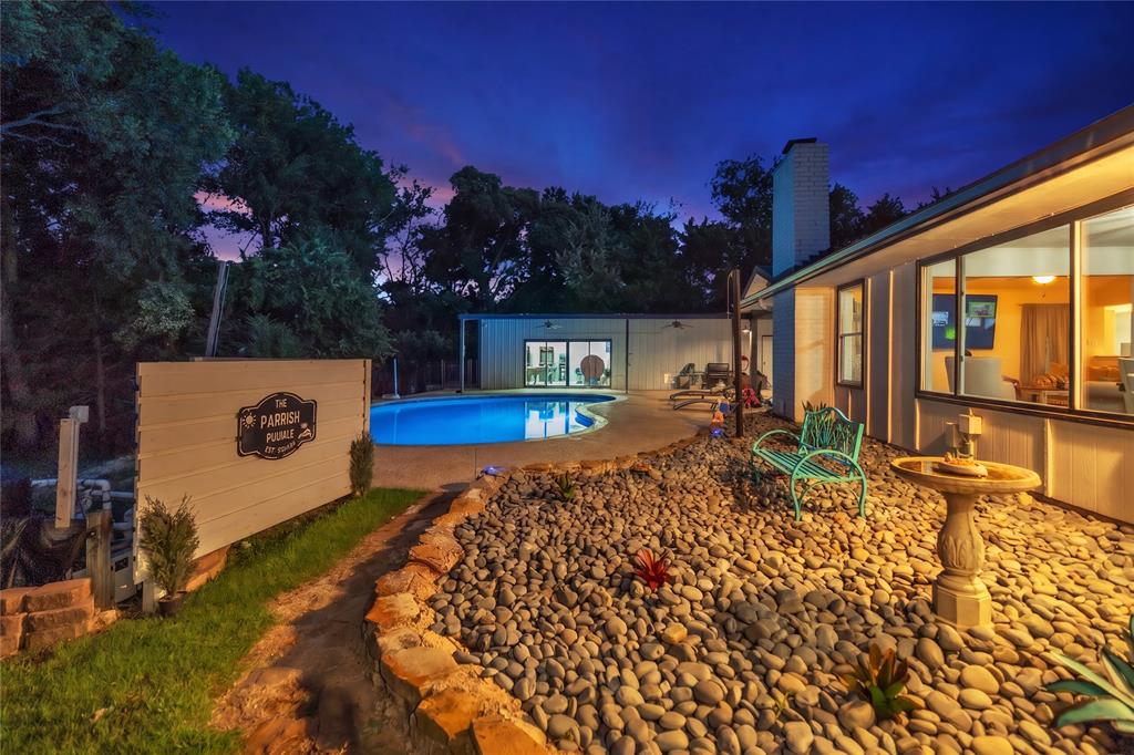 2010 Clearview Drive