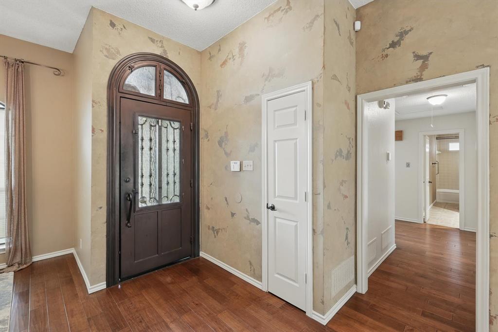 2420 Cross Timbers Trail