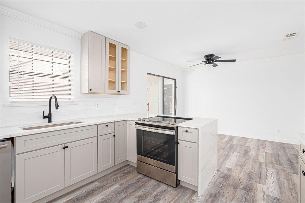 Junius Heights - Residential