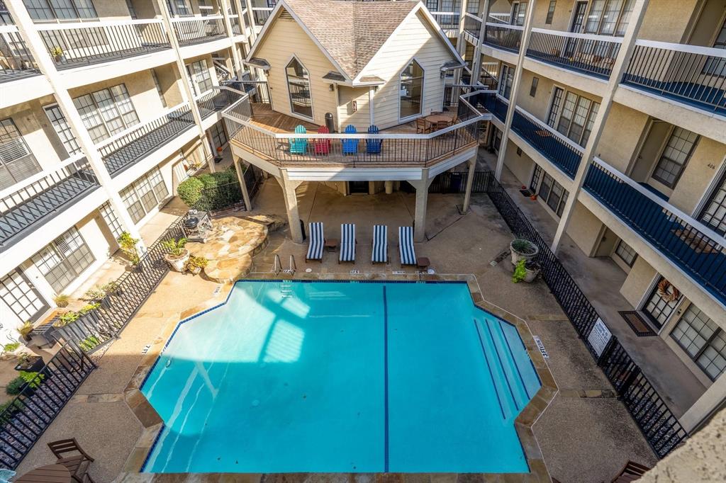 4800 W Lovers Lane 212