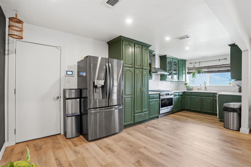 Glen Oaks - Residential