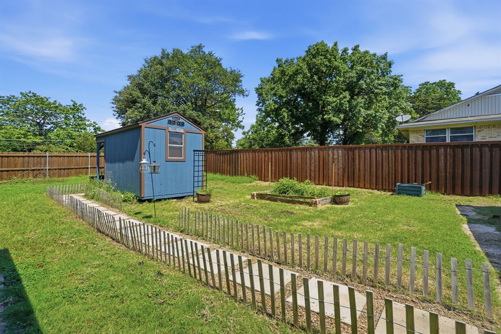 Glen Oaks - Residential