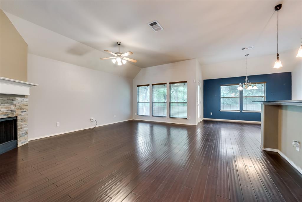 630 Oak Creek Drive
