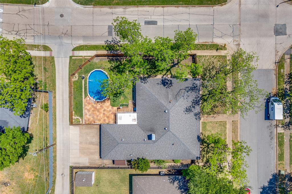 1601 Lexington Drive