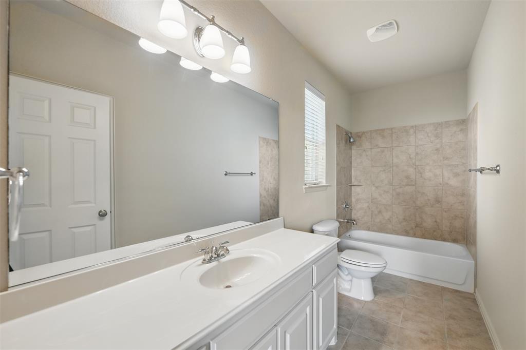 Estates At Mira Lagos - Residential