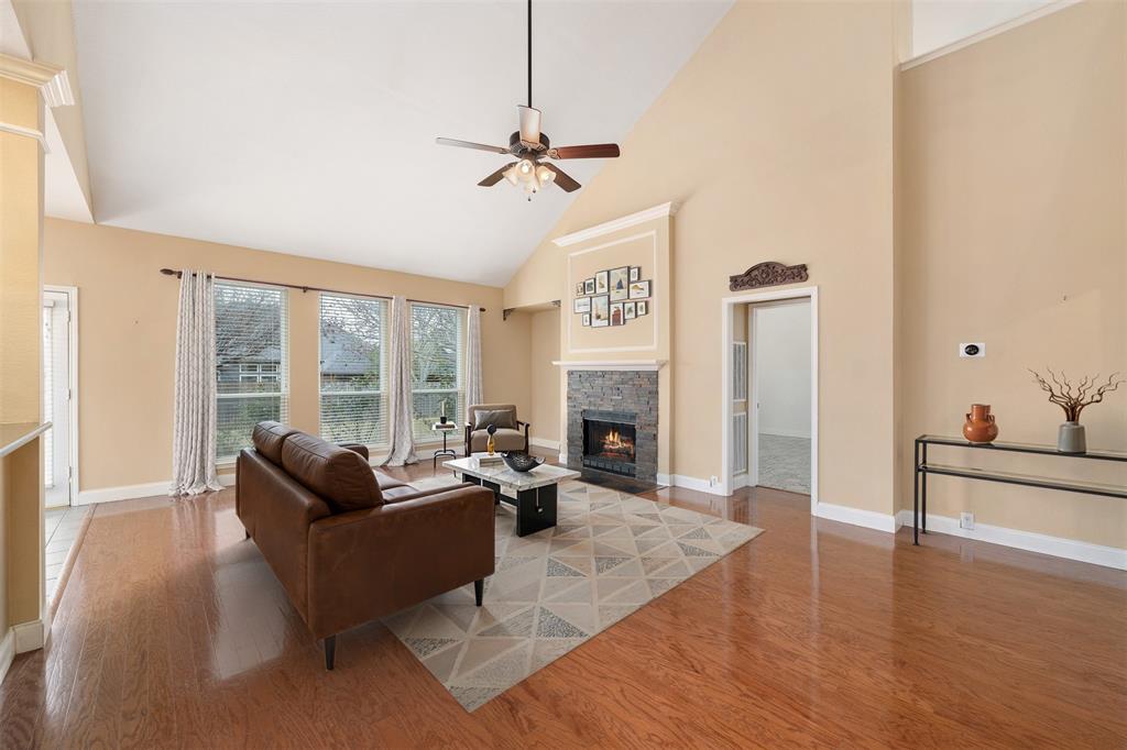 6923 Briarwood Drive