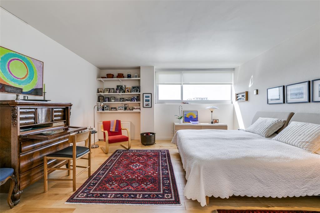 Twenty-One Turtle Creek Condo - Residential