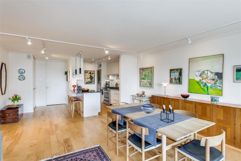 Twenty-One Turtle Creek Condo - Residential