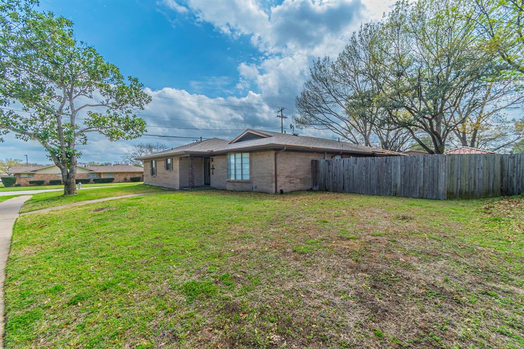 Sunset-North #2 - Residential