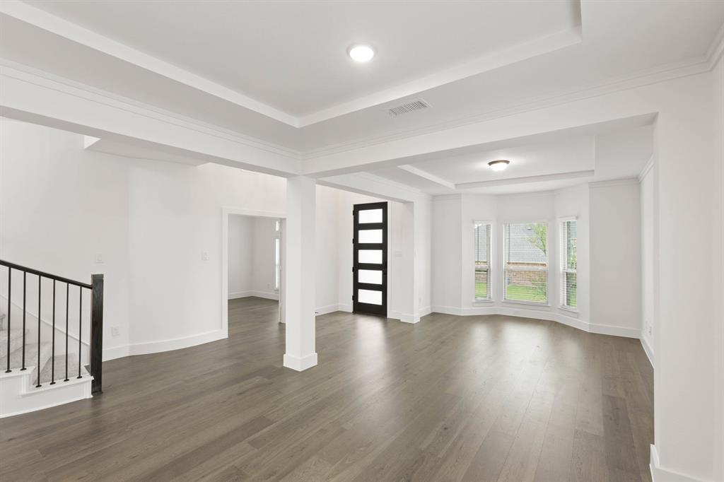 520 Elias Street