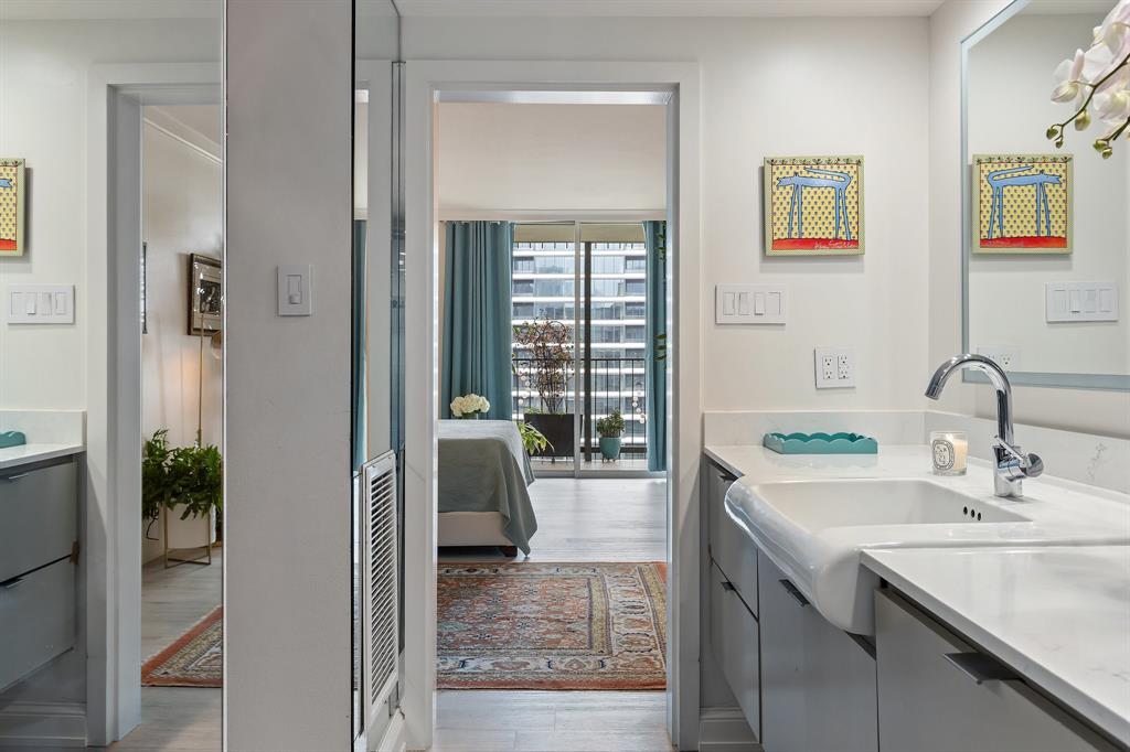 Park Towers Condominiums - Residential