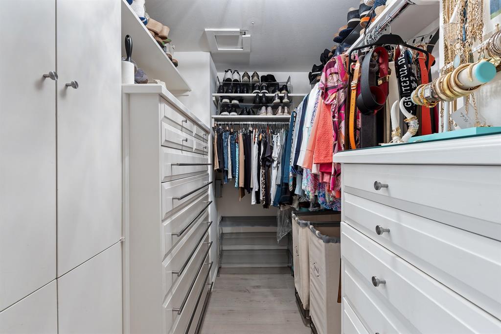 Park Towers Condominiums - Residential