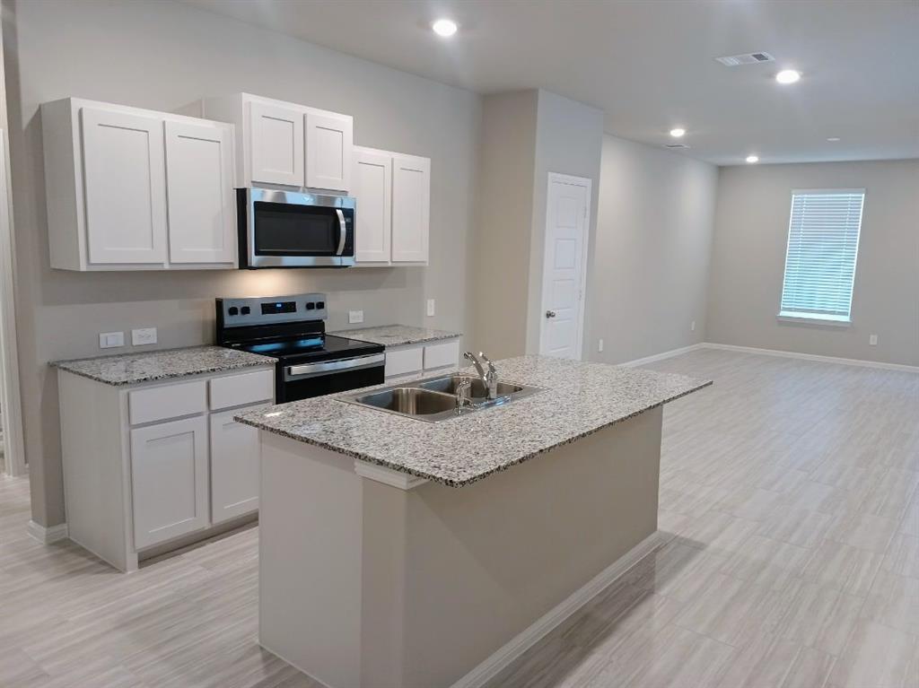 Orchard Vlg - Residential Lease