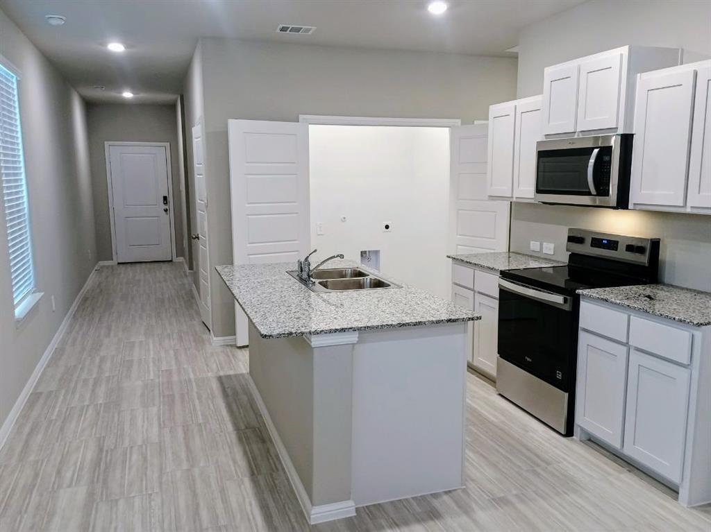 Orchard Vlg - Residential Lease