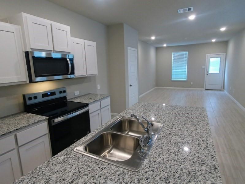 Orchard Vlg - Residential Lease