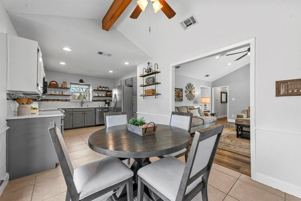 Highland Village, Texas 75077, United States, 3 Bedrooms Bedrooms, ,2 BathroomsBathrooms,Residential,Pending,5254