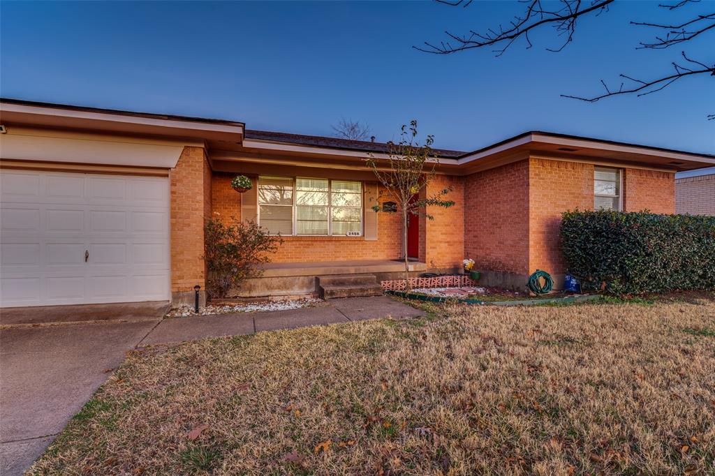 2406 Ridgecrest Drive