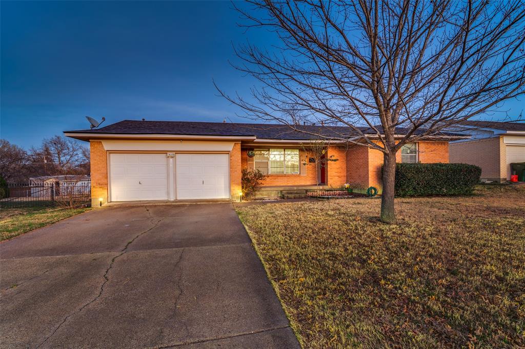 2406 Ridgecrest Drive