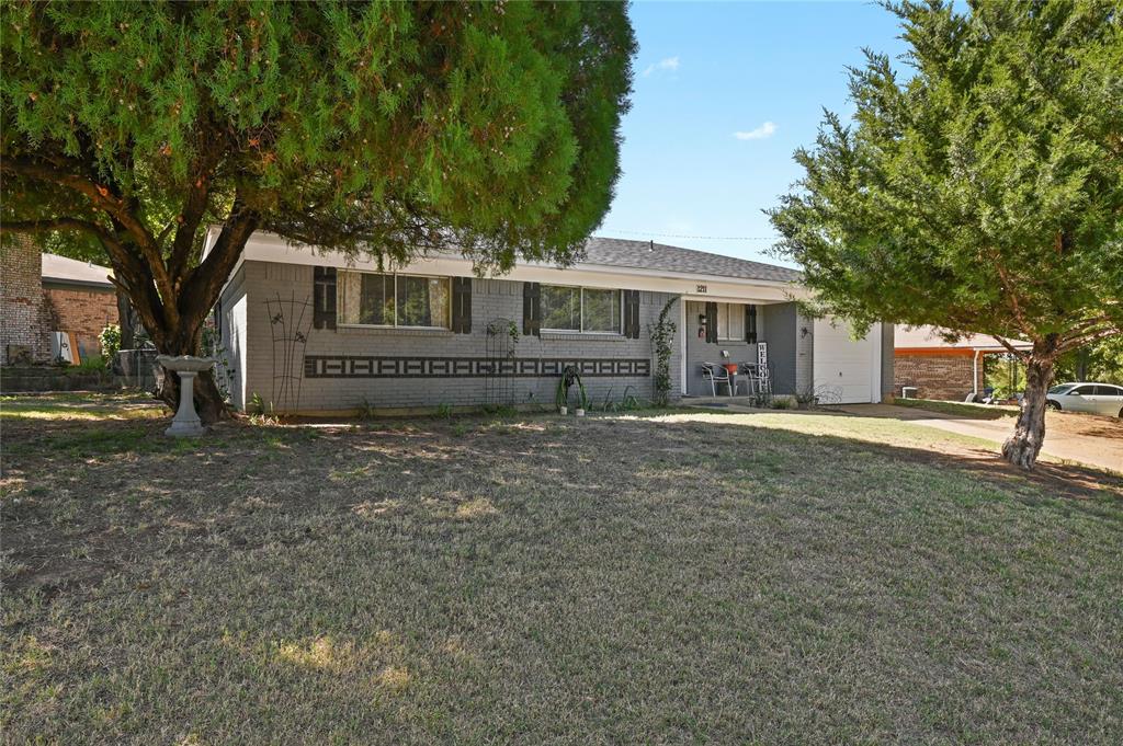 Springs Oaks Add - Residential