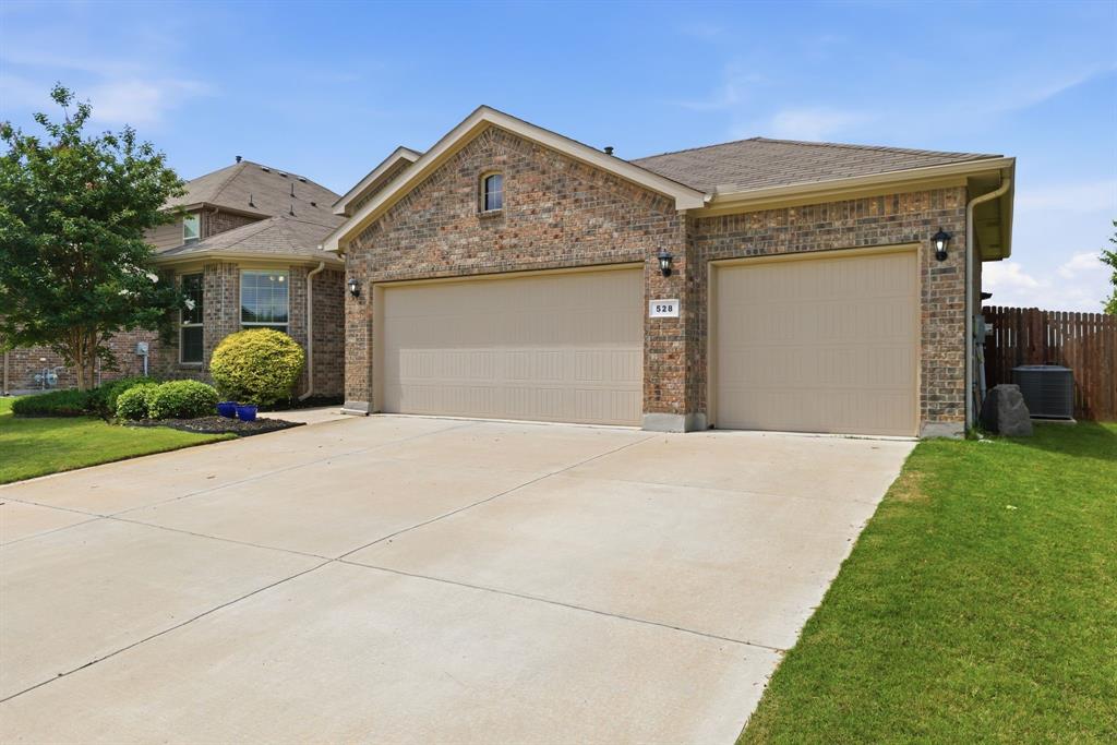 528 Pendennis Drive