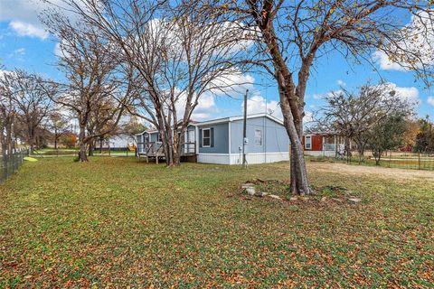 A home in Mineral Wells