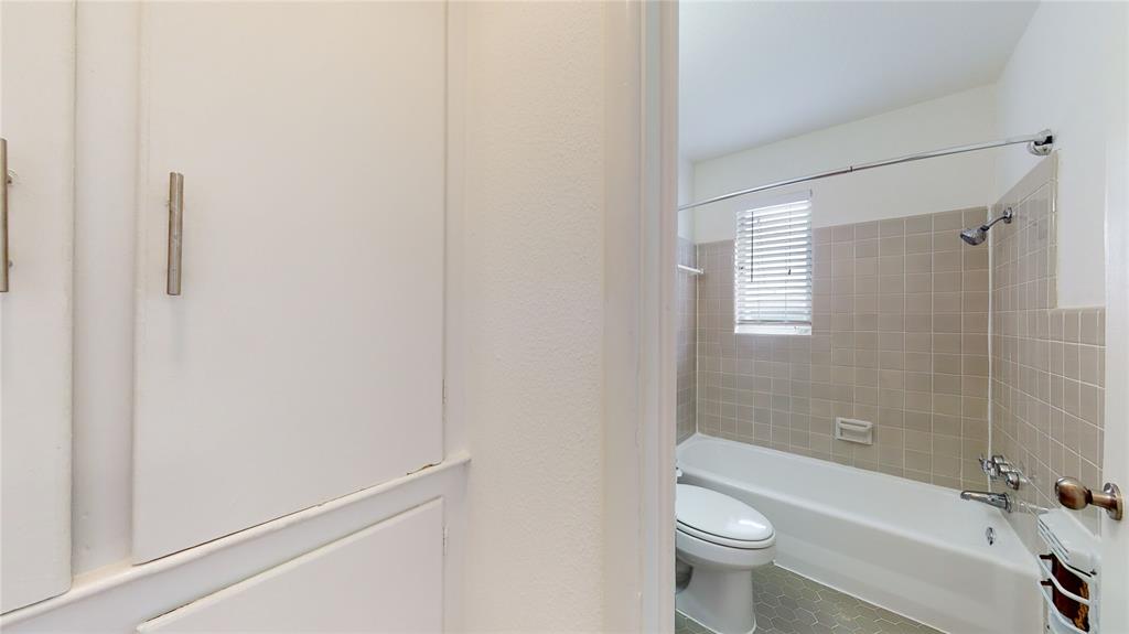 Lakewood Heights - Residential Lease