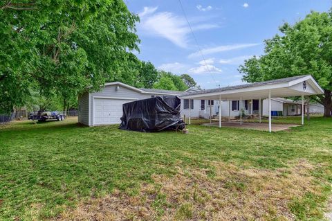 A home in Collinsville