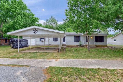 A home in Collinsville